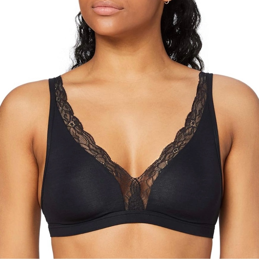 Hanro Black Lace-Trim Wireless V-Neck Bra